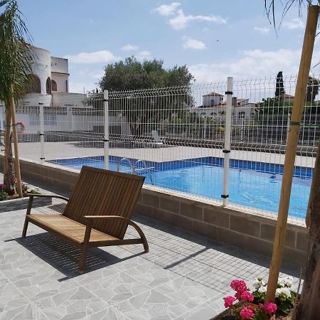 Apartament Amb Piscina Empuriabrava Esterno foto