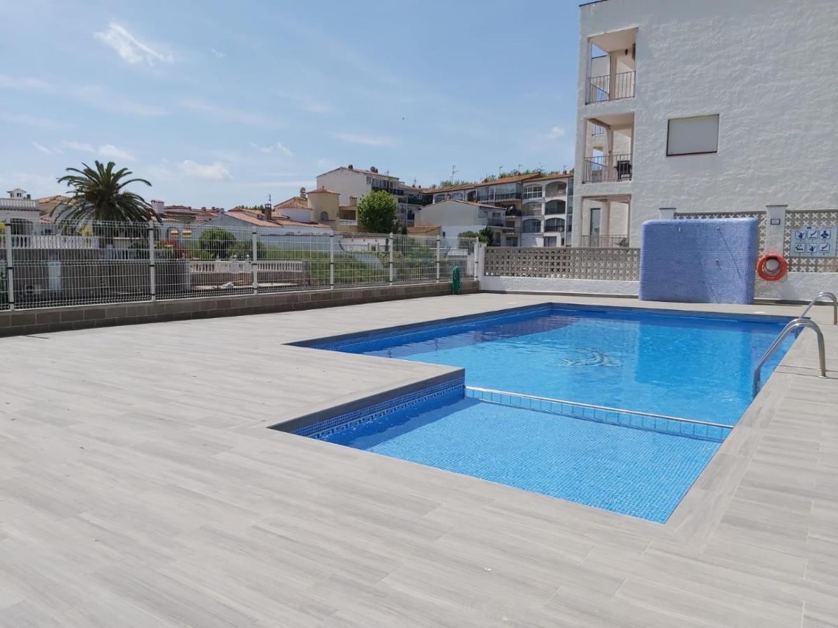 Apartament Amb Piscina Empuriabrava Esterno foto