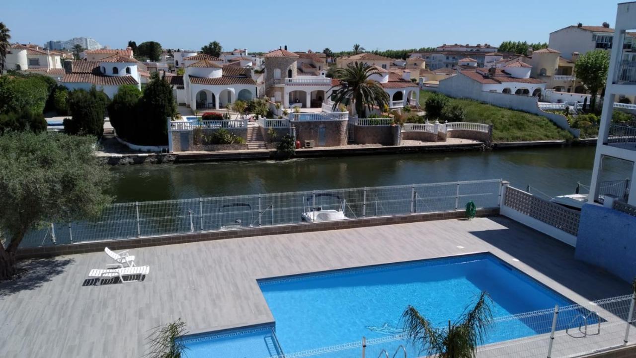 Apartament Amb Piscina Empuriabrava Esterno foto